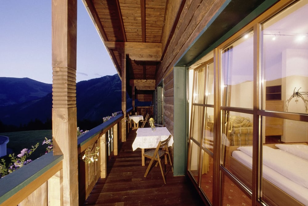08_S_H_S_Zimmer_Balkon
