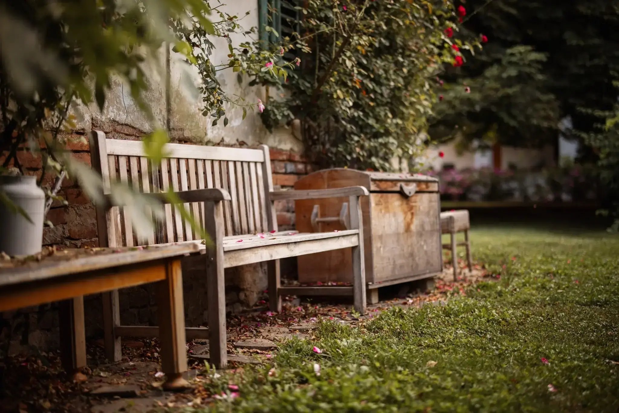 Gemütlicher Rückzugsort im Bauerngarten