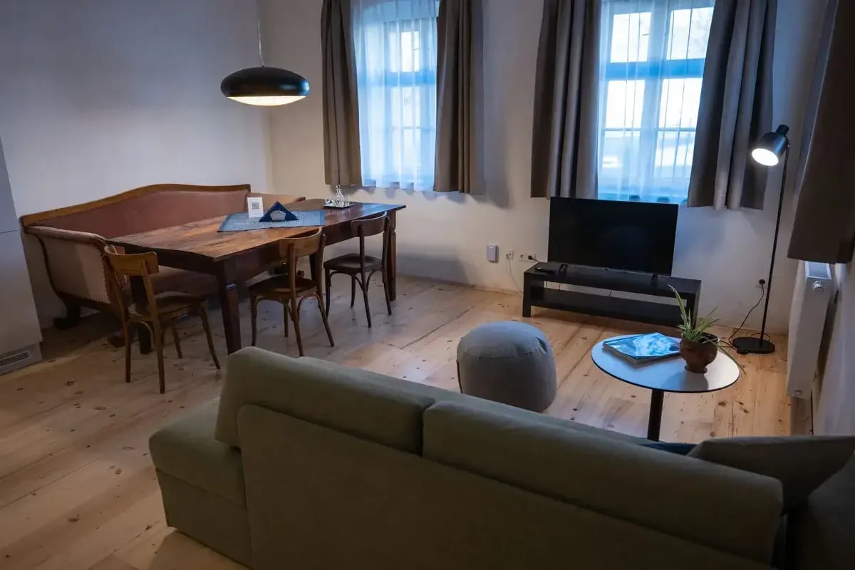 Wohnzimmer im Appartement Anger